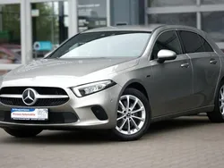 Mojavesilber metallic Gebraucht 2020 Mercedes A250 Progressive Limousine | 25.700 € (Teuer)
