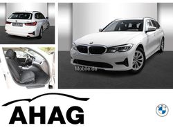 Weiß Gebraucht 2022 BMW 318 Advantage Kombi | 21.940 € (Guter Preis)