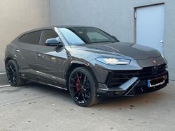 Grau Gebraucht 2024 Lamborghini Urus SUV | 285.000 €