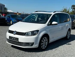 Weiß Gebraucht 2011 VW Touran Comfortline Van / Kleinbus | 5.350 € (Superpreis)