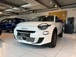 Weiss Neu 2024 Fiat 600 Kleinwagen | 25.934 € (Fairer Preis)