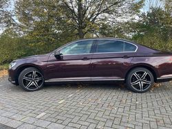 Rot Gebraucht 2017 VW Passat Highline Limousine | 16.500 € (Fairer Preis)