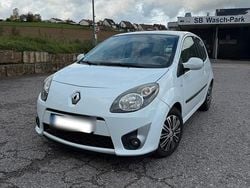 Weiß Gebraucht 2009 Renault Twingo Kleinwagen | 1.650 €