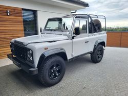 Grau Gebraucht 2004 Land Rover Defender SUV | 33.990 €