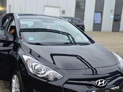 Schwarz Gebraucht 2013 Hyundai i30 Kombi | 10.200 € (Teuer)