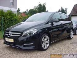 Schwarz Gebraucht 2015 Mercedes B180 Urban Van / Kleinbus | 12.790 € (Fairer Preis)