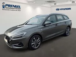 Grau Gebraucht 2023 Hyundai i30 Trend Kombi | 19.650 € (Etwas zu teuer)