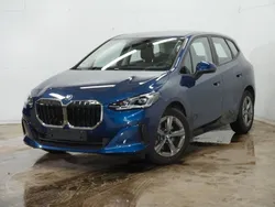Blau Gebraucht 2024 BMW 218 Active Tourer Luxury Line Van / Kleinbus | 30.980 € (Superpreis)