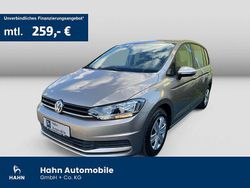 Beige Gebraucht 2019 VW Touran Trendline Van / Kleinbus | 18.990 € (Fairer Preis)