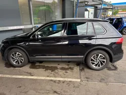 Schwarz Gebraucht 2018 VW Tiguan Sound SUV | 20.000 € (Fairer Preis)