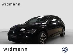 Schwarz Gebraucht 2024 VW Golf VIII Life Limousine | 26.950 € (Fairer Preis)