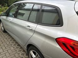 Silber Gebraucht 2017 BMW 218 Gran Tourer Sport Line Van / Kleinbus | 9.900 € (Guter Preis)