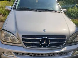 Silber Gebraucht 2002 Mercedes ML400 SUV | 2.500 €