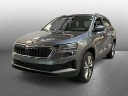 Grau Gebraucht 2024 Skoda Karoq Selection SUV | 29.890 € (Guter Preis)