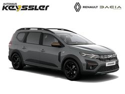 Grau Gebraucht 2023 Dacia Jogger Extreme Van / Kleinbus | 23.600 € (Teuer)
