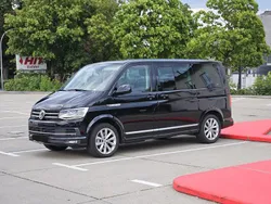 Schwarz Gebraucht 2016 VW T6 Highline Van | 42.000 € (Teuer)