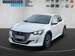Lack weiss banquise/typ aussen Gebraucht 2021 Peugeot e-208 Active Kleinwagen | 17.890 € (Etwas zu teuer)