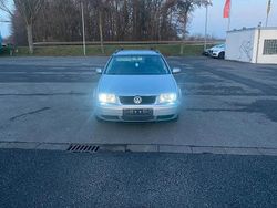 Silber Gebraucht 2004 VW Bora Kombi | 1.250 € (Superpreis)