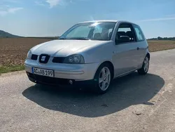 Silber Gebraucht 2003 Seat Arosa Kleinwagen | 800 € (Fairer Preis)