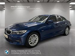 Blau Gebraucht 2022 BMW 320e Sport Line Limousine | 29.890 € (Fairer Preis)