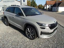 Stahl grau Gebraucht 2023 Skoda Kodiaq SportLine SUV | 44.580 € (Teuer)