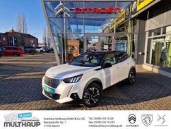 Perlmutt weiss metallic Gebraucht 2021 Peugeot e-2008 GT SUV | 18.940 € (Fairer Preis)