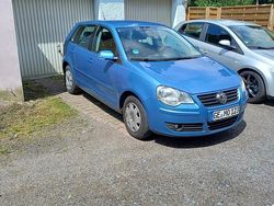 Blau Gebraucht 2005 VW Polo Kleinwagen | 2.500 €
