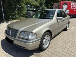 Gold Gebraucht 1994 Mercedes C180 Limousine | 4.500 €