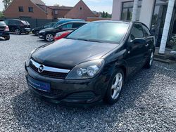 Schwarz Gebraucht 2009 Opel Astra GTC Selection Limousine | 2.299 € (Fairer Preis)