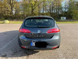 Grau Gebraucht 2009 Seat Leon Kleinwagen | 5.000 € (Teuer)