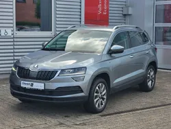 Business grau Gebraucht 2022 Skoda Karoq Clever SUV | 23.950 € (Fairer Preis)