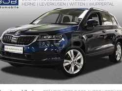 Lavablau (blau) Gebraucht 2020 Skoda Karoq Style SUV | 22.555 € (Fairer Preis)