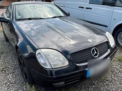 Schwarz Gebraucht 1999 Mercedes SLK230 Cabrio | 1.999 €