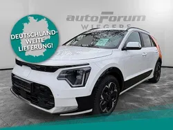 Weiß Gebraucht 2024 Kia e-Niro Inspiration SUV | 31.481 € (Fairer Preis)