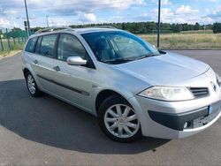 Silber Gebraucht 2006 Renault Mégane GrandTour Kombi | 2.500 € (Etwas zu teuer)