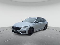 Brilliantsilber metallic Gebraucht 2022 Skoda Octavia RS Kombi | 26.480 € (Guter Preis)