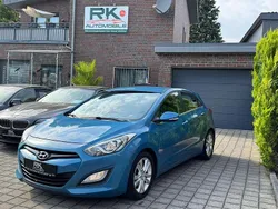 Blau Gebraucht 2012 Hyundai i30 Style Limousine | 6.500 € (Fairer Preis)
