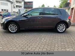Grau Gebraucht 2016 VW Golf VII LOUNGE Limousine | 9.999 € (Guter Preis)