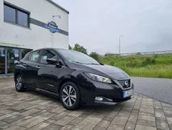 Schwarz Gebraucht 2018 Nissan Leaf Acenta Kleinwagen | 13.800 € (Fairer Preis)