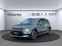 Gruen Neu 2025 Kia Niro Vision SUV | 28.888 € (Guter Preis)