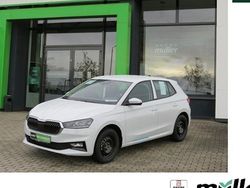 Weiß (moonweiss metallic) Neu 2025 Skoda Fabia Selection Limousine | 26.329 € (Teuer)