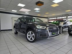 Grau Gebraucht 2019 Audi Q5 Sport SUV | 34.999 € (Teuer)