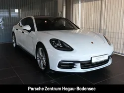 Weiß Gebraucht 2017 Porsche Panamera 4S Limousine | 93.900 €