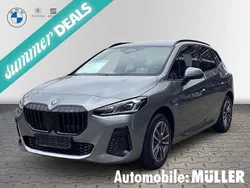 Grau Neu 2025 BMW 225 Active Tourer M Sport Van / Kleinbus | 52.560 € (Teuer)