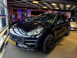 Schwarz Gebraucht 2015 Porsche Macan Turbo SUV | 37.911 € (Etwas zu teuer)