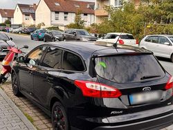 Schwarz Gebraucht 2014 Ford Focus Kombi | 3.750 € (Superpreis)