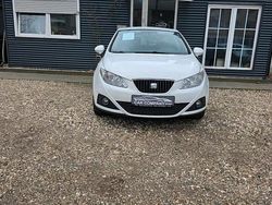 Weiß Gebraucht 2011 Seat Ibiza Sport Limousine | 5.790 € (Etwas zu teuer)