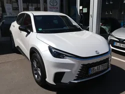 Lexus LBX