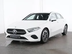 Polarweiss Gebraucht 2024 Mercedes A180 Progressive Limousine | 27.850 € (Guter Preis)