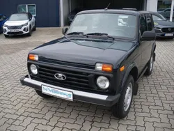 Grün Gebraucht 2021 Lada Taiga SUV | 12.900 € (Guter Preis)
